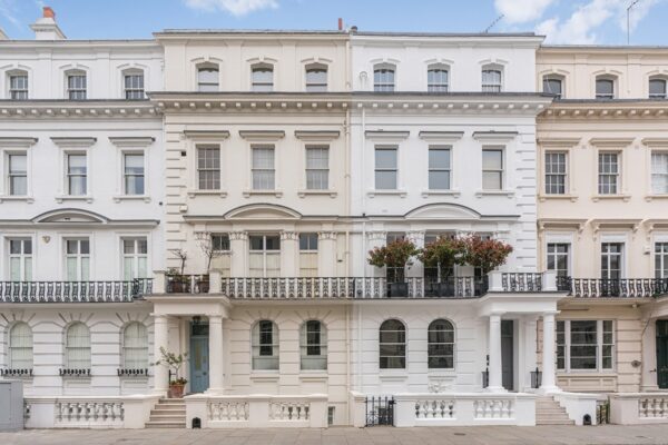 What Buyers Expect in the World of £20M+ London Property