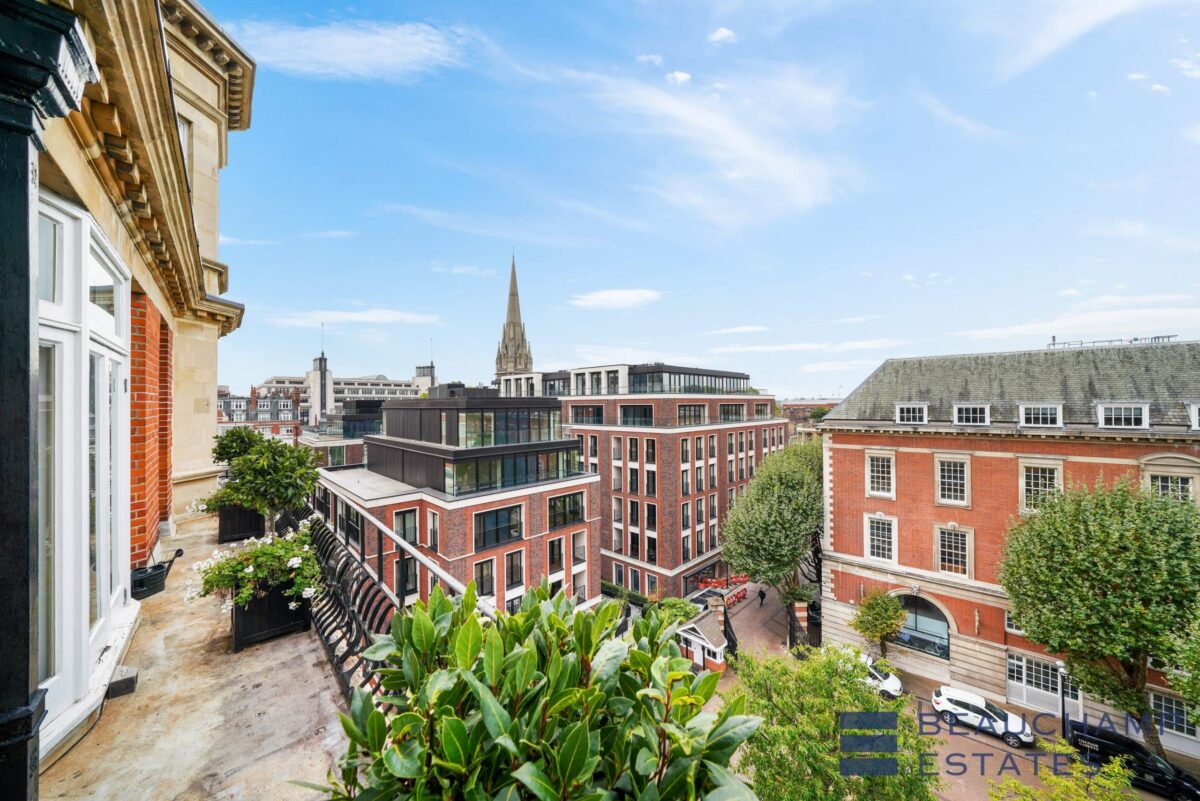 8 Key Considerations When Buying a Prime London Apartment