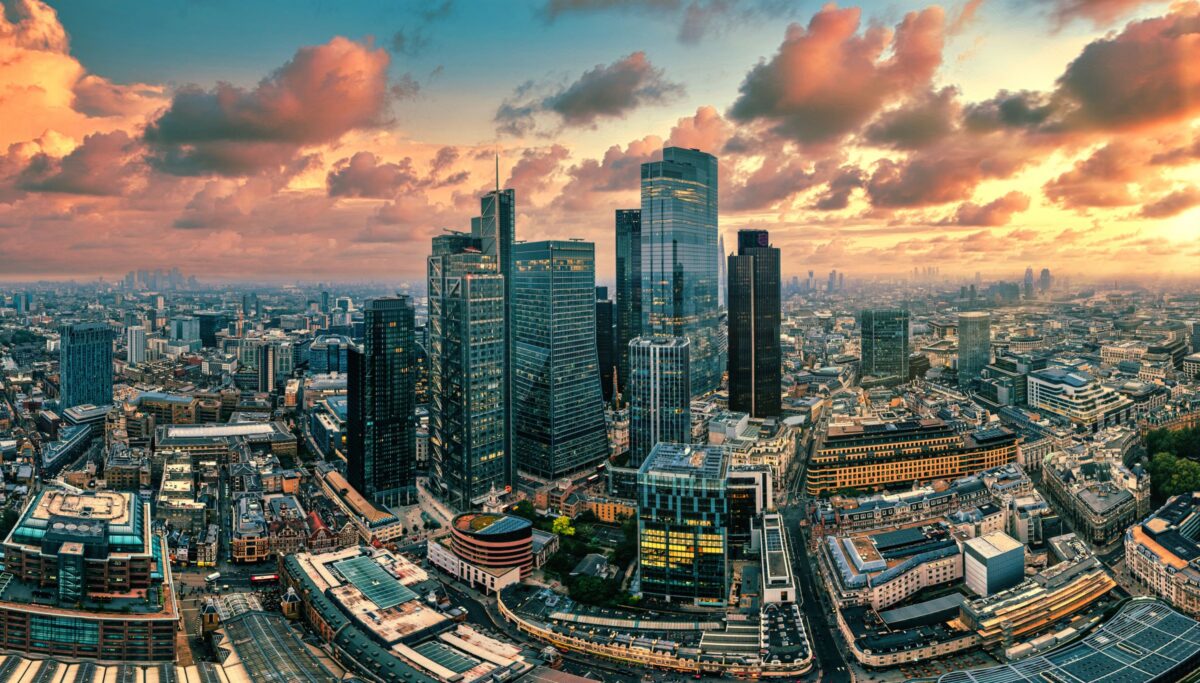 London Property Hotspots for International Buyers and Investors