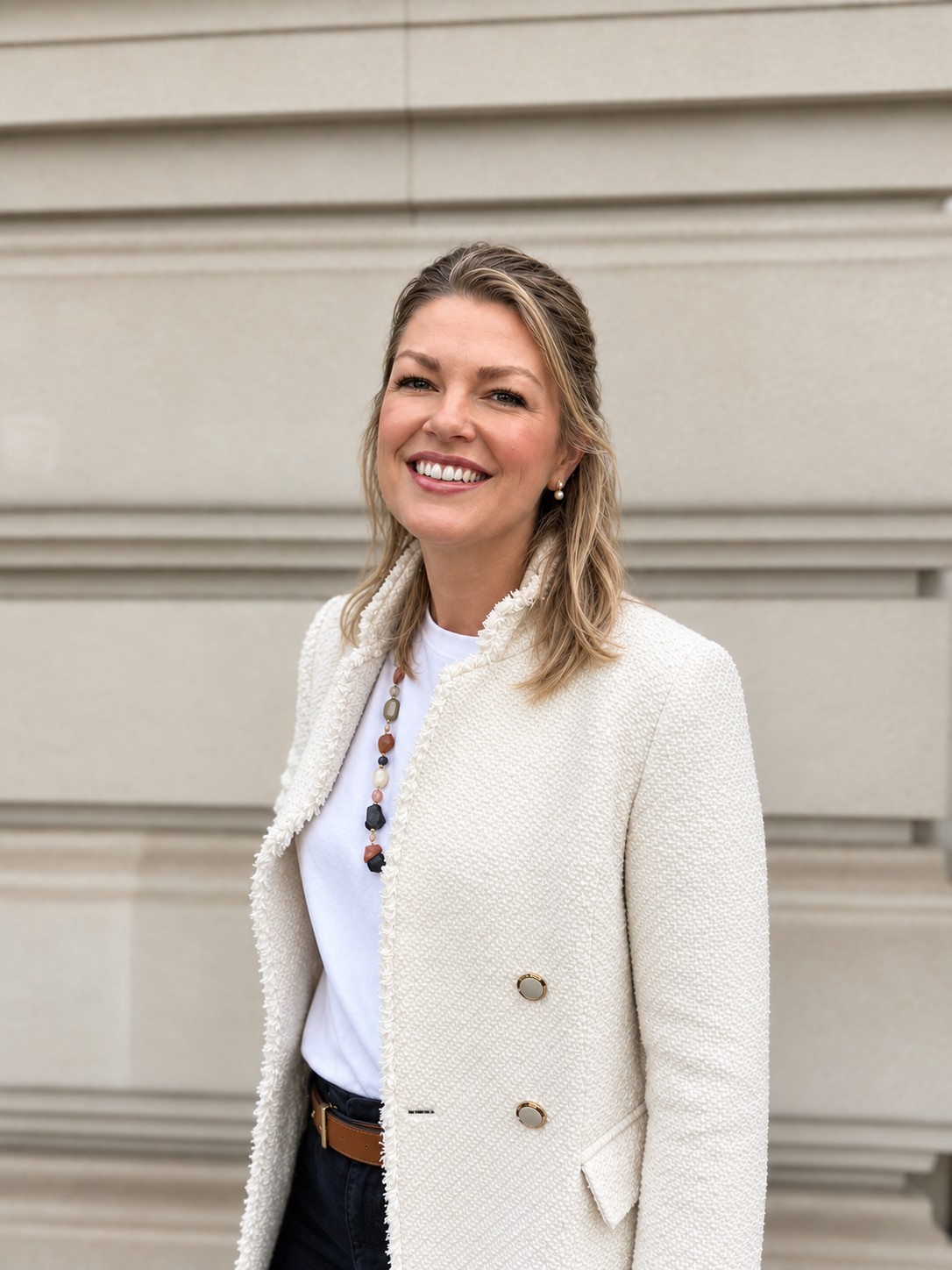 Annabel Jefferson, Concierge at Black Brick